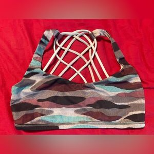 Lululemon free to be wild sports bra. Size 8.
